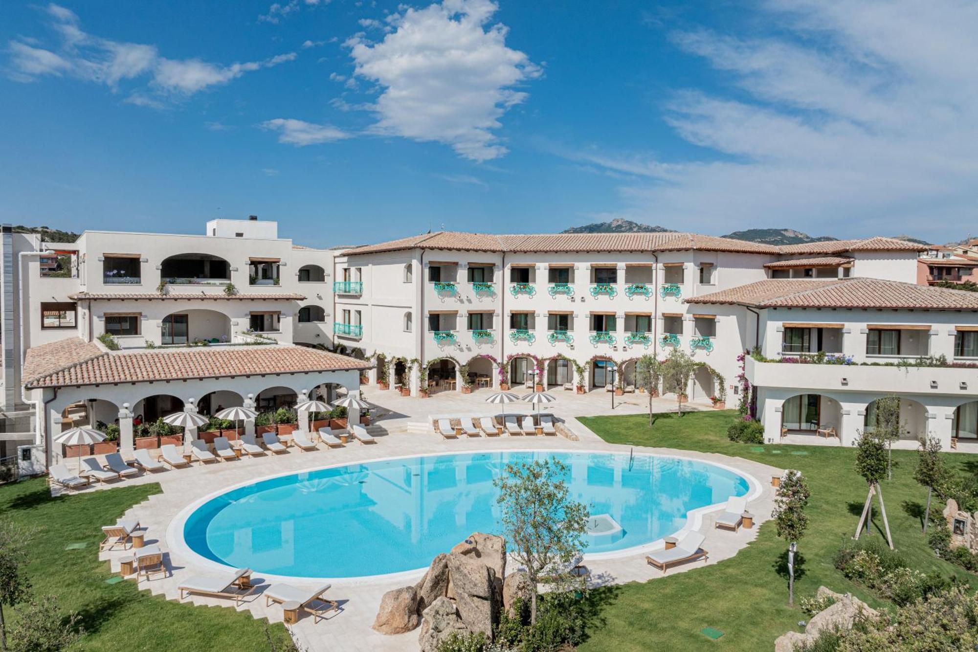 Hotel Sestante Porto Rotondo Exterior photo